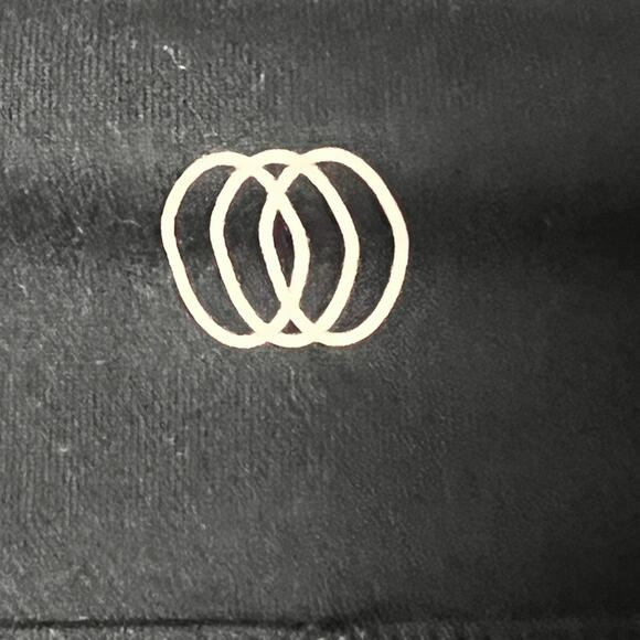 Balance Collection Black Cropped Athletic Workout Yoga Capri  Legging Sz XS NWT - Picture 9 of 13